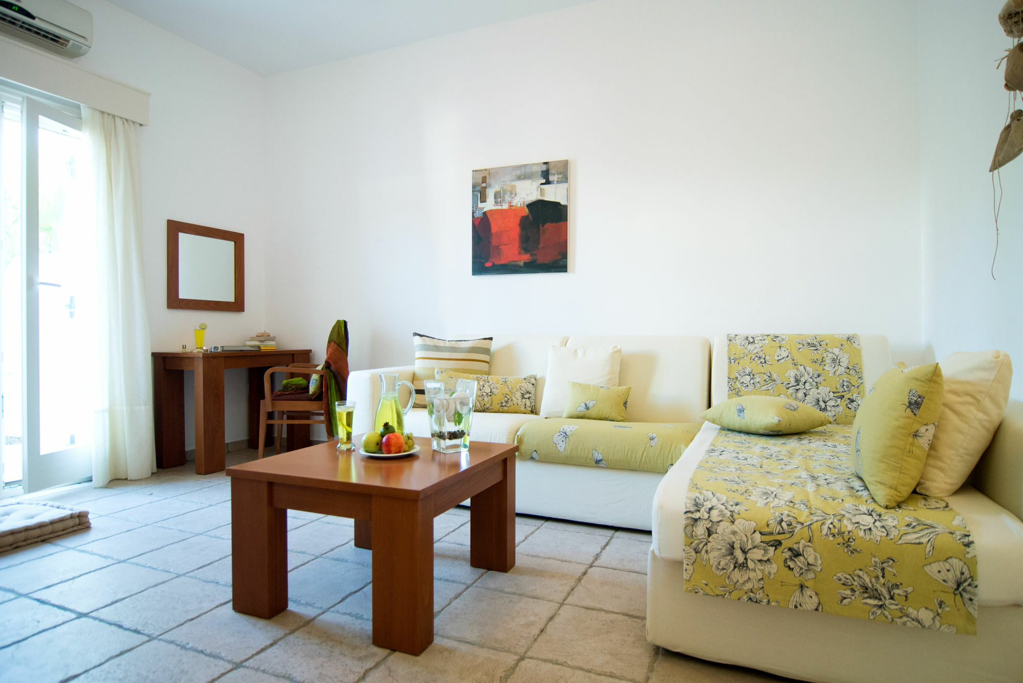 Mouras Resort Livadi  Екстериор снимка